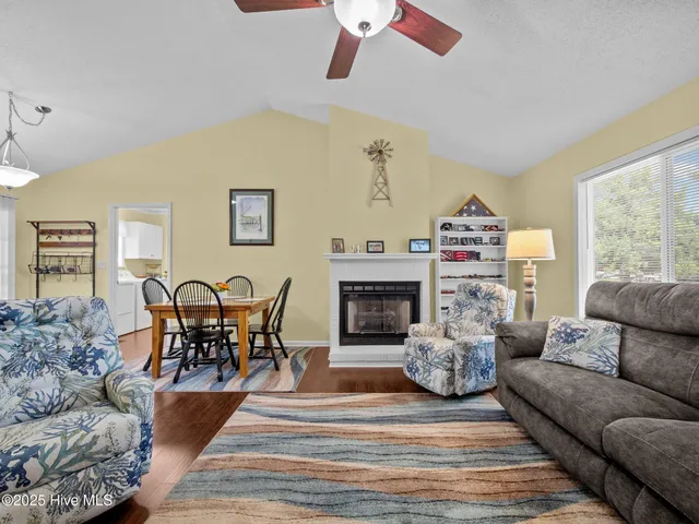 $288,900 | 803 Wood Creek Drive, Hubert, NC 28539