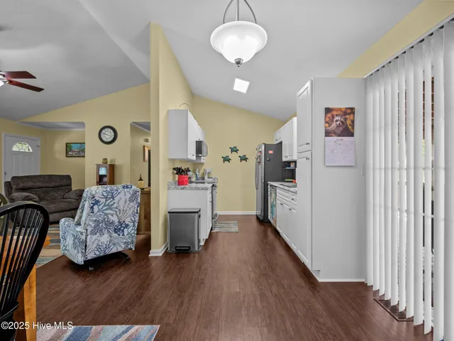 $288,900 | 803 Wood Creek Drive, Hubert, NC 28539