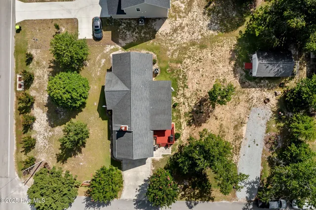 $288,900 | 803 Wood Creek Drive, Hubert, NC 28539