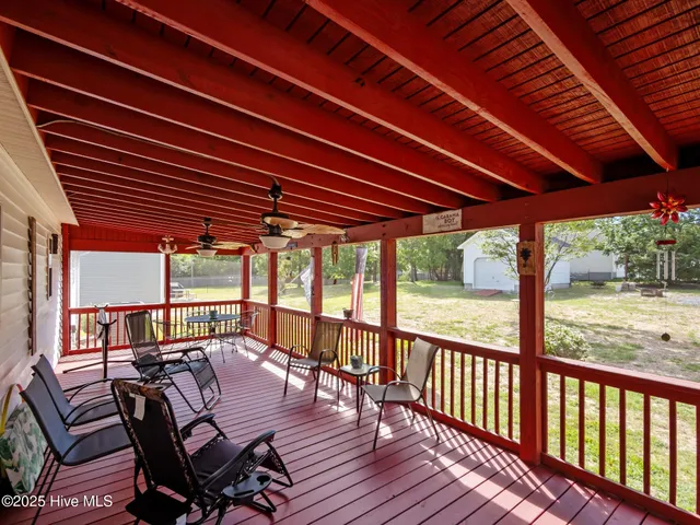 $288,900 | 803 Wood Creek Drive, Hubert, NC 28539