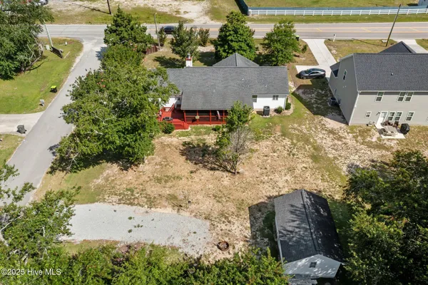 $288,900 | 803 Wood Creek Drive, Hubert, NC 28539