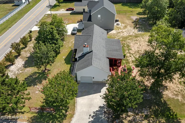 $288,900 | 803 Wood Creek Drive, Hubert, NC 28539