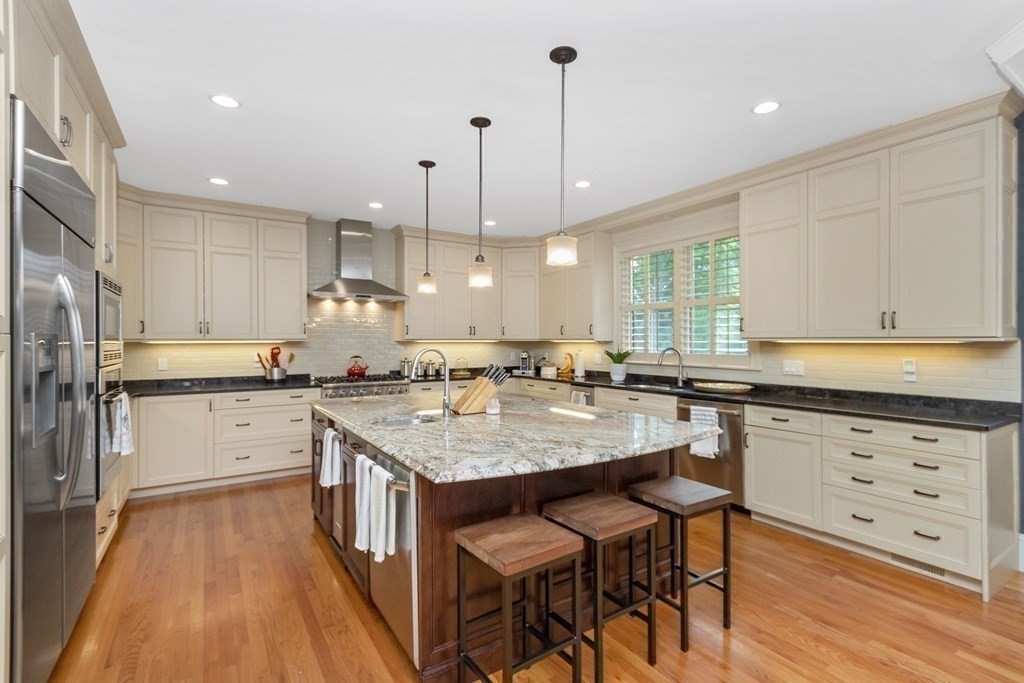 48 McCarthy Road Newton, MA 02459 - Photo 14 of 42