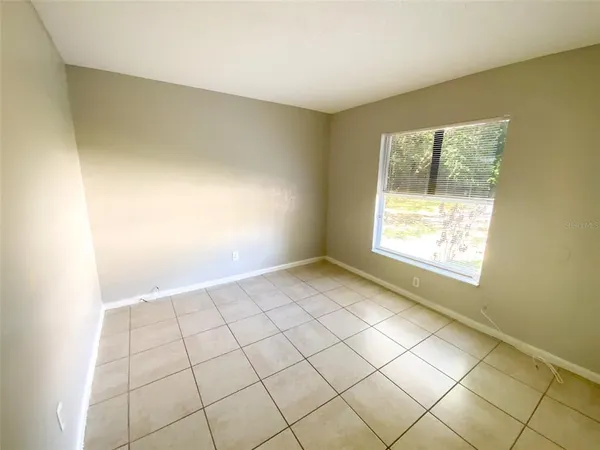 $1,300 | 2205 Irene Street, Unit 2, Lutz, FL 33559