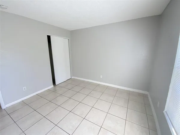 $1,300 | 2205 Irene Street, Unit 2, Lutz, FL 33559