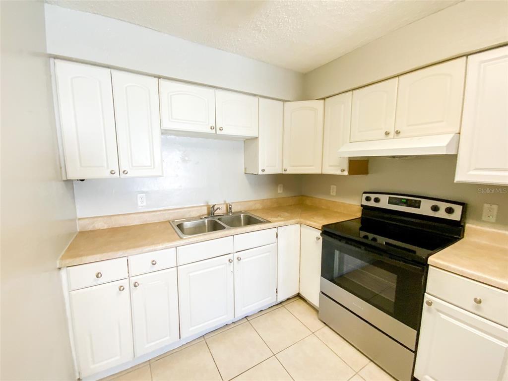 2205 Irene Street, Unit 2 Lutz, FL 33549 - Photo 6 of 16