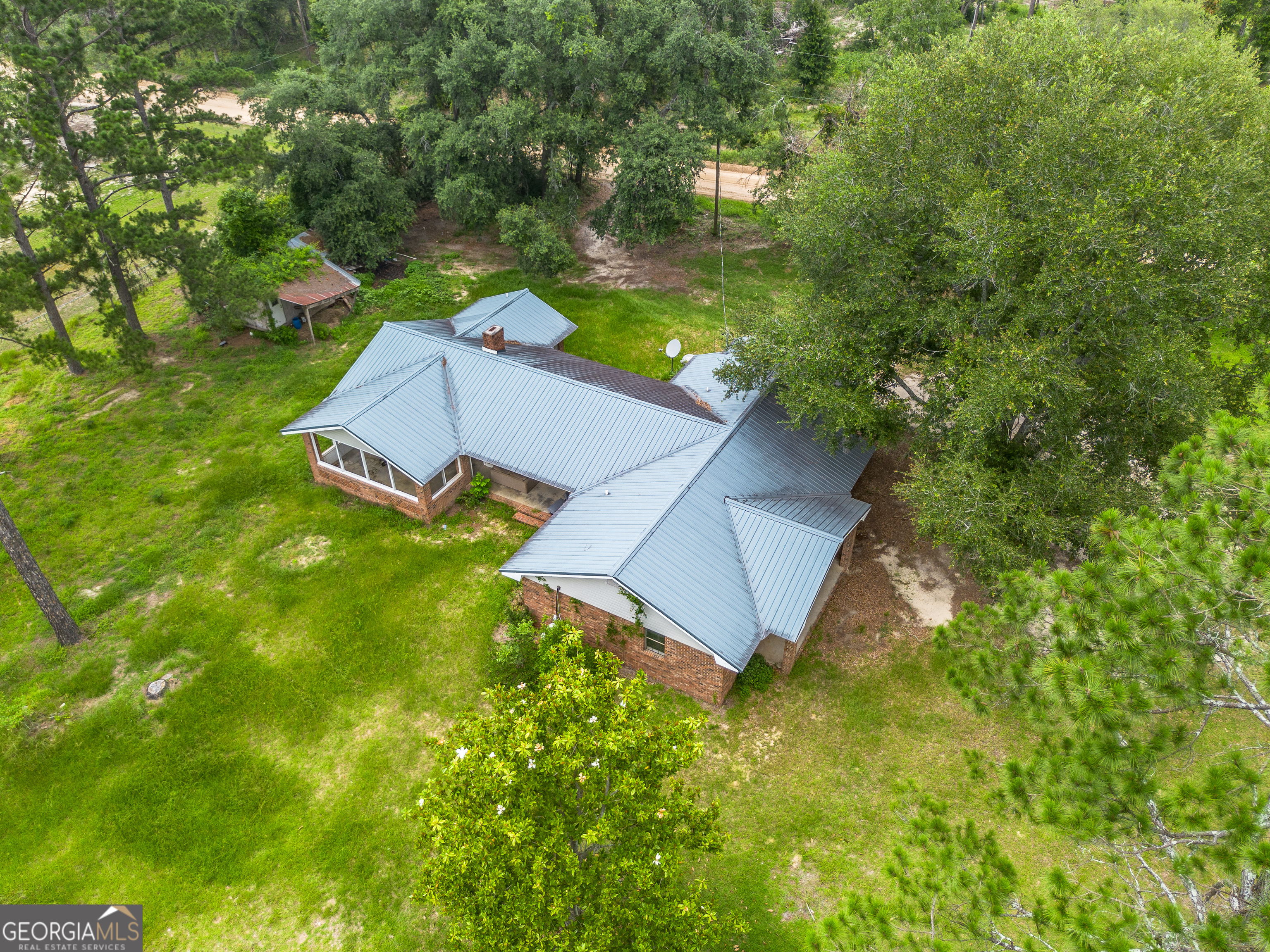 517 Ben Carver Road Douglas, GA 31535 - Photo 9 of 22