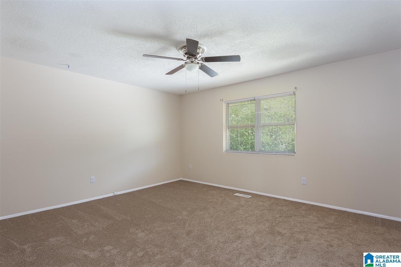205 Hilltop Road Leeds, AL 35094 - Photo 23 of 37