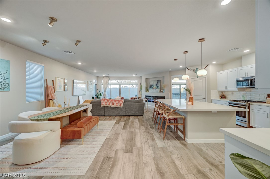6764 Vista Roma Avenue Las Vegas, NV 89139 - Photo 6 of 67