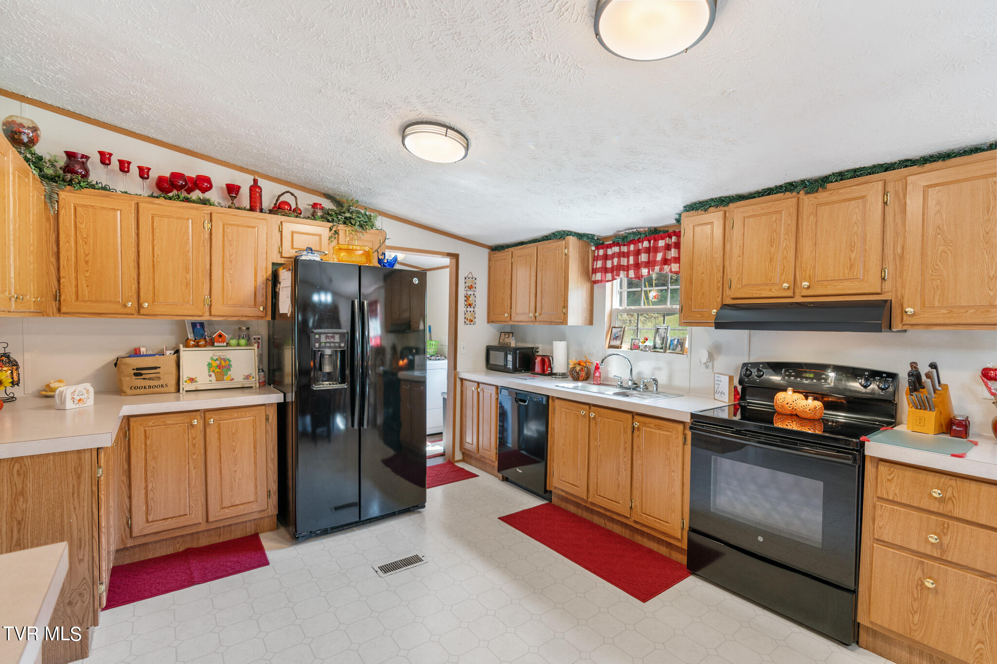 1549 Frank Roberts Road Afton, TN 37616 - Photo 8 of 24 Frank Roberts Rd-16