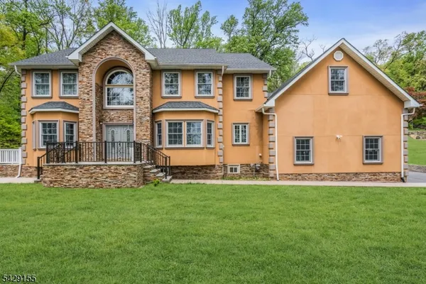 $1,350,000 | 1121 Washington Avenue, Green Brook, NJ 08812