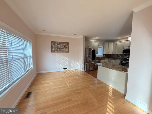 $7,900 | 728 18th Street South, Arlington, VA 22202