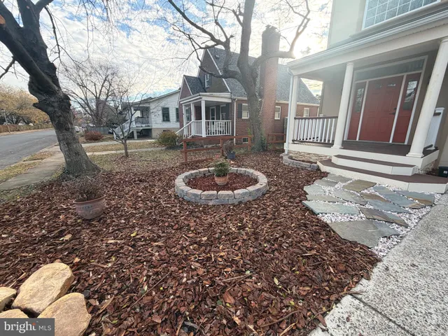 $7,900 | 728 18th Street South, Arlington, VA 22202