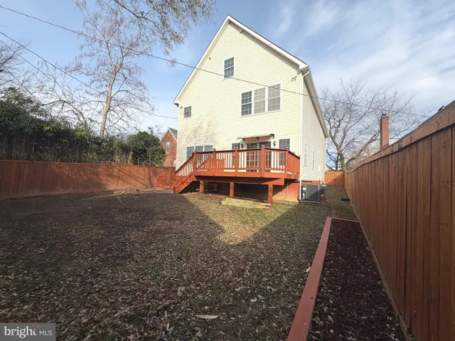 $7,900 | 728 18th Street South, Arlington, VA 22202