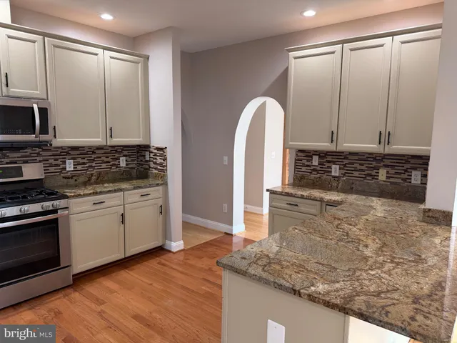 $7,900 | 728 18th Street South, Arlington, VA 22202