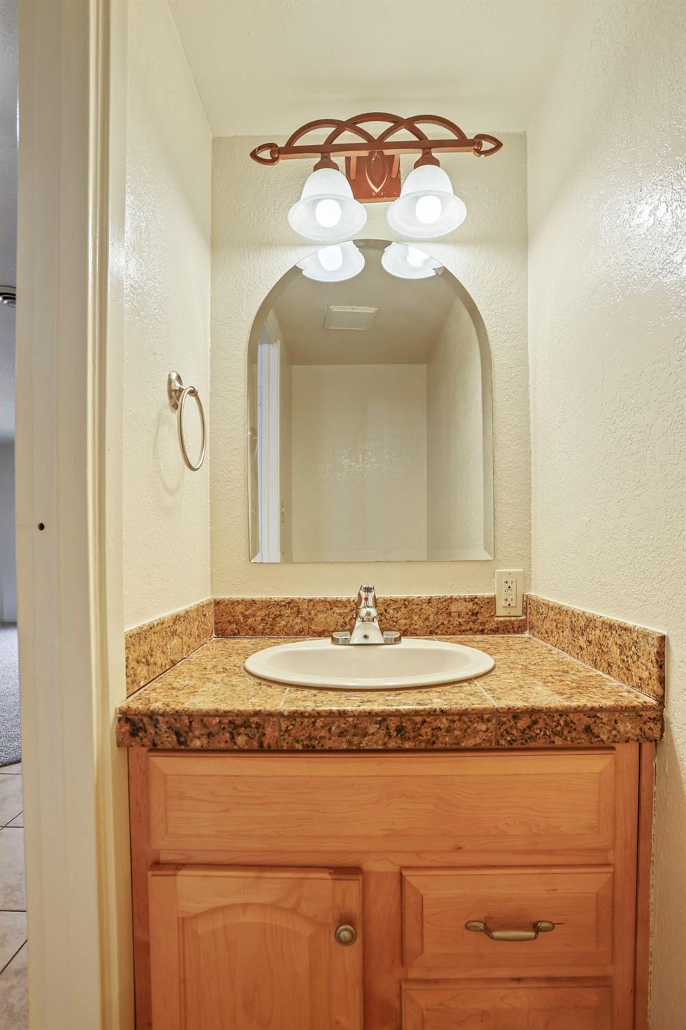 898 Rutledge Drive Lodi, CA 95242 - Photo 14 of 29