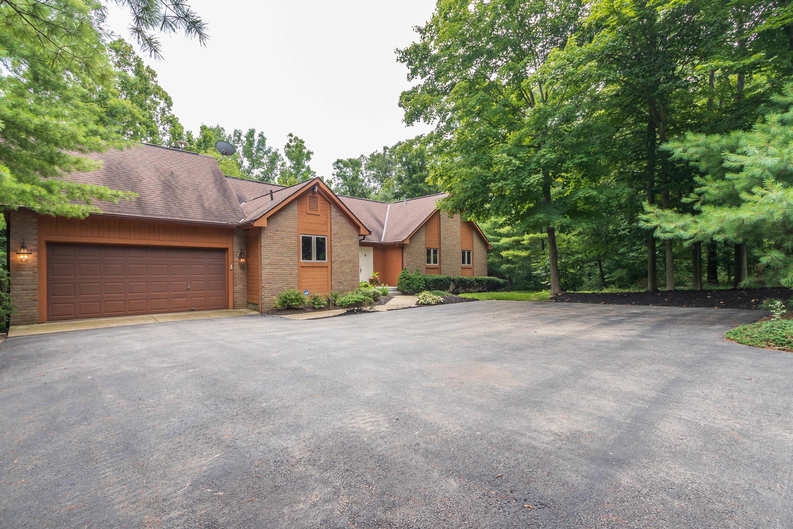 4380 Harlem Road Galena, OH 43021 - Photo 5 of 109 Gallery Image 5