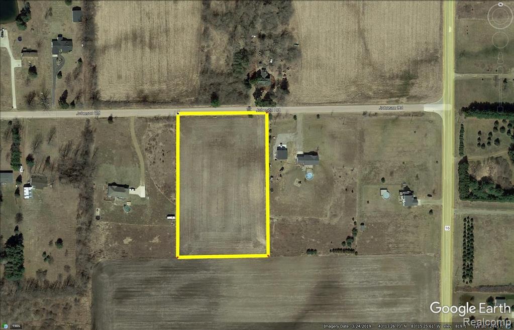 Parcel B Johnson Road North Branch, MI 48461 - Photo 1 of 2