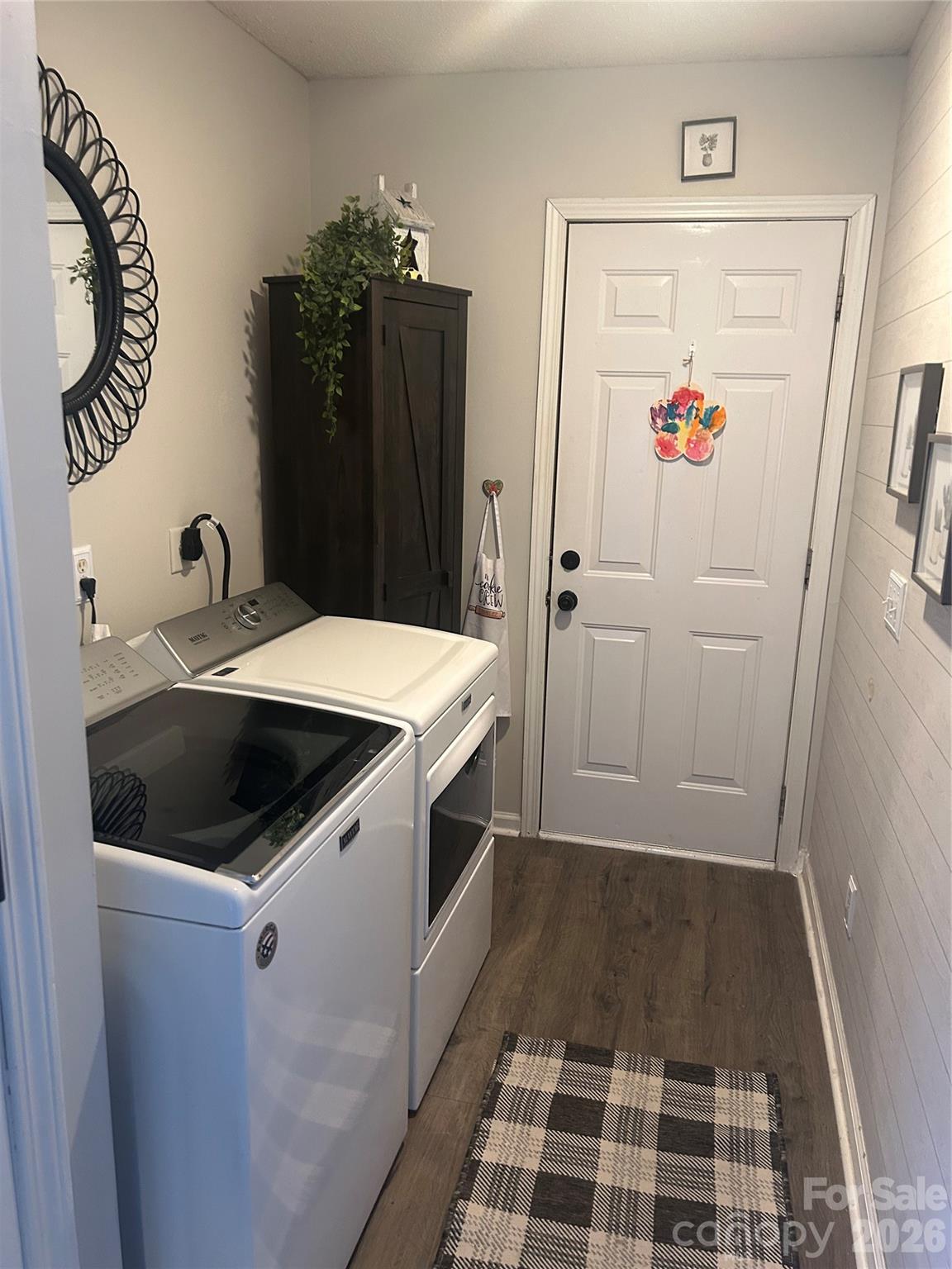 110 Shenandoah Loop Troutman, NC 28166 - Photo 14 of 24 a bathroom with a sink and a mirror