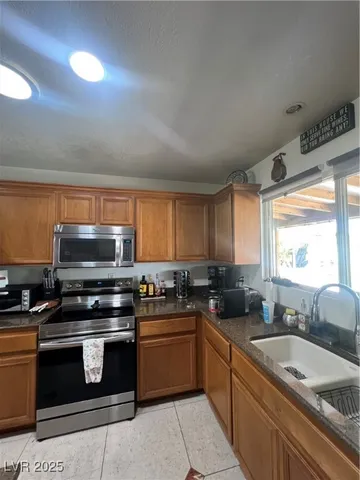 $639,000 | 2879 North Jones Boulevard, Las Vegas, NV 89108