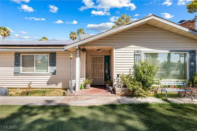 $639,000 | 2879 North Jones Boulevard, Las Vegas, NV 89108