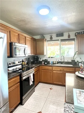 $639,000 | 2879 North Jones Boulevard, Las Vegas, NV 89108