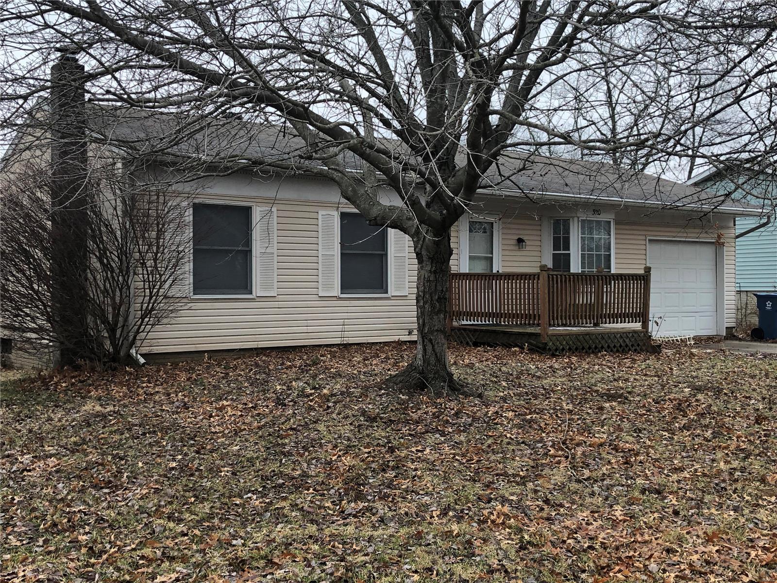 320 Big Arch Road Godfrey, IL 62035 - Photo 1 of 27 Gallery Image 1