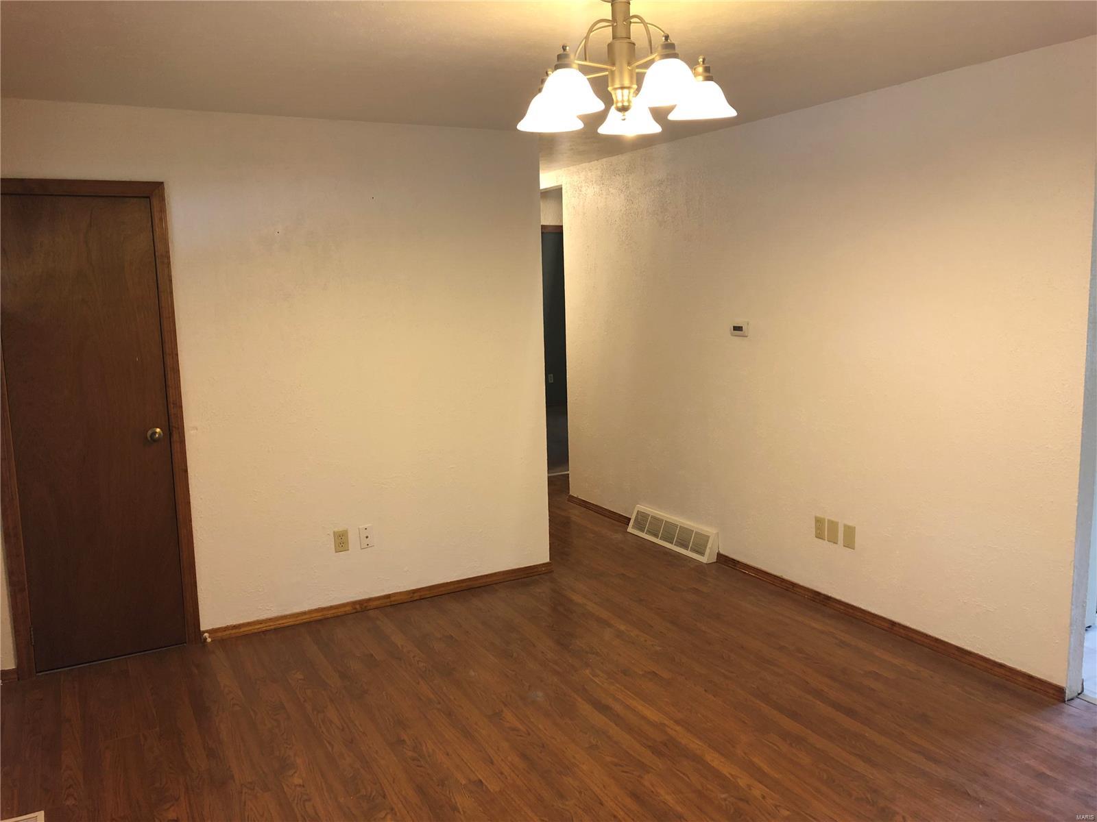320 Big Arch Road Godfrey, IL 62035 - Photo 6 of 27 Gallery Image 6