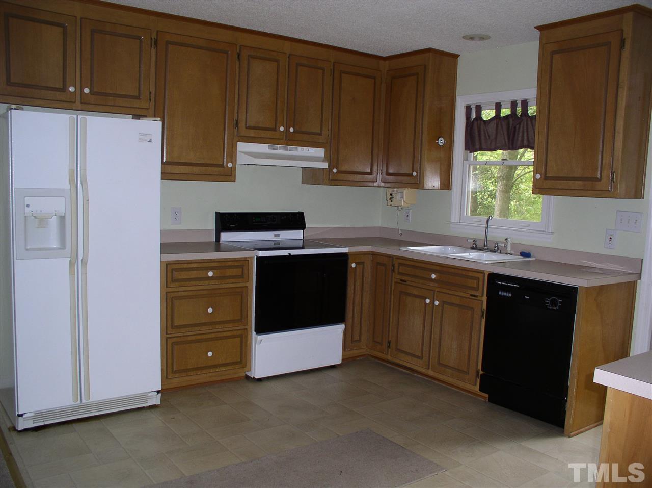 796 Moody Road Henderson, NC 27537 - Photo 4 of 28 Gallery Image 4
