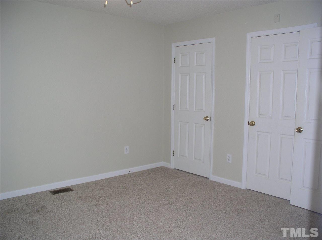 796 Moody Road Henderson, NC 27537 - Photo 7 of 28 Gallery Image 7