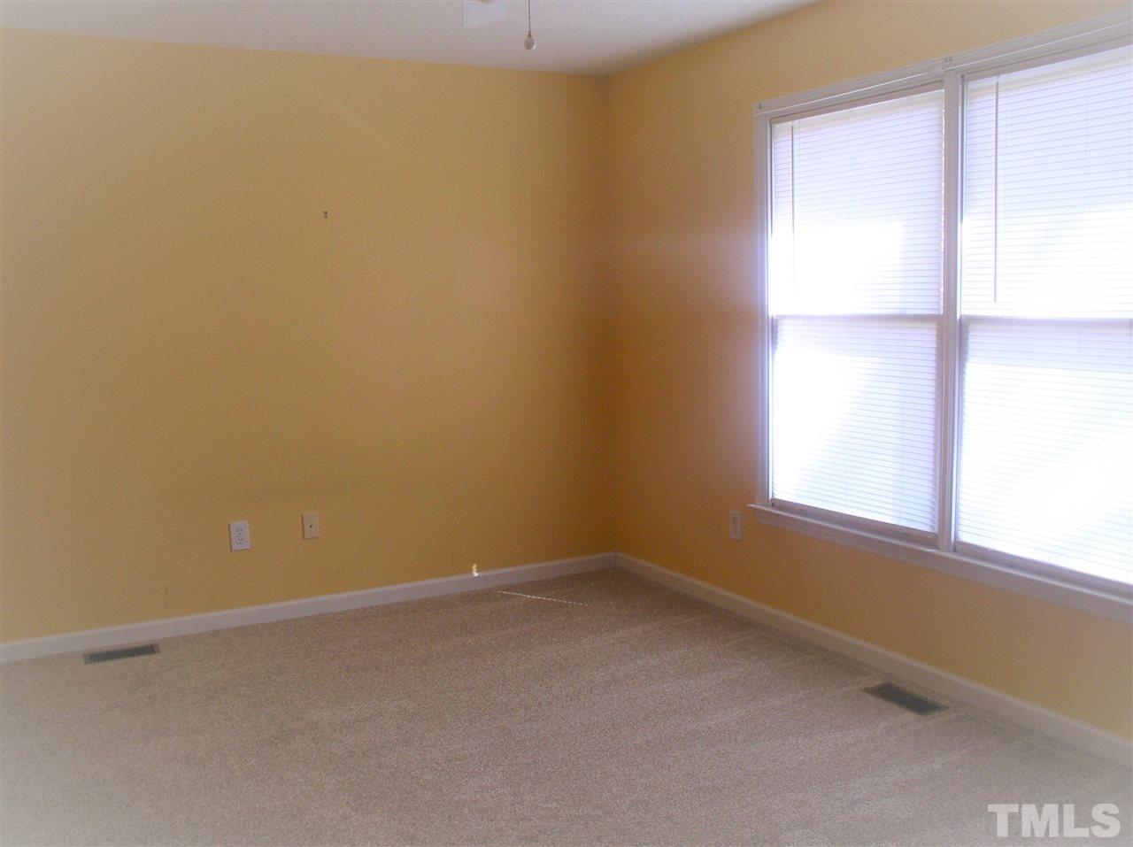 796 Moody Road Henderson, NC 27537 - Photo 10 of 28 Gallery Image 10