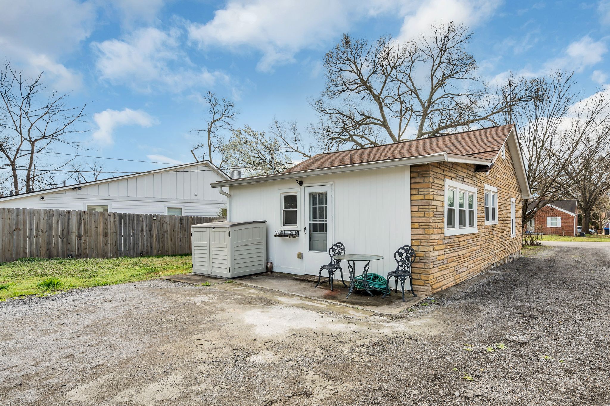 414 Elgin Street Nashville, TN 37211 - Photo 29 of 30 a view of a house with a yard and garage