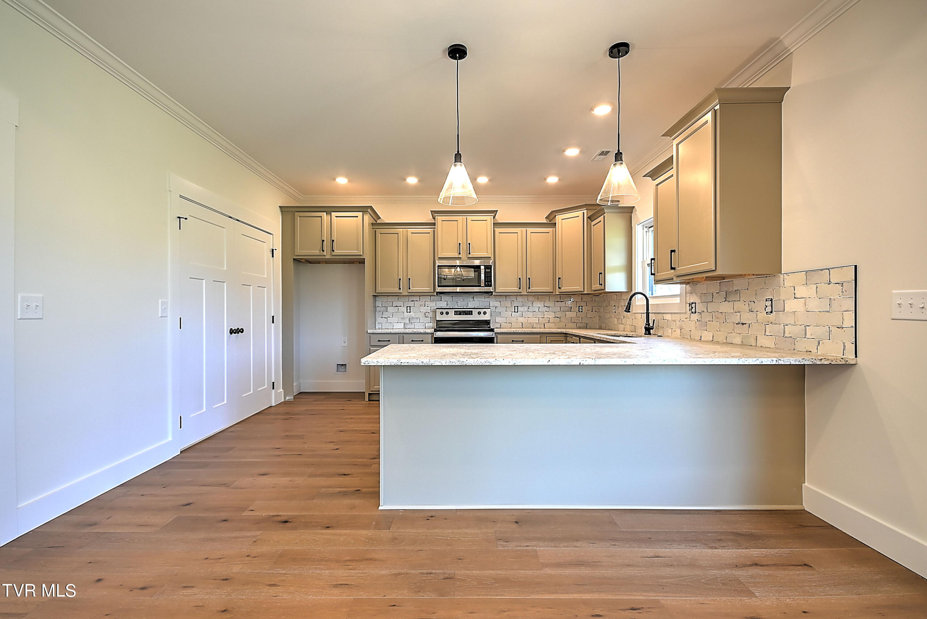 397 Dean Archer Road Jonesborough, TN 37659 - Photo 15 of 28 397 Dean Archer DH-16