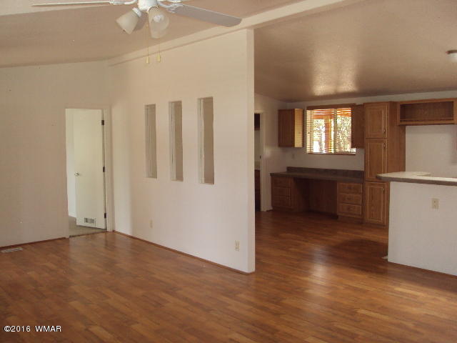 2052 Rendezvous Pine Drive Overgaard, AZ 85933 - Photo 5 of 29