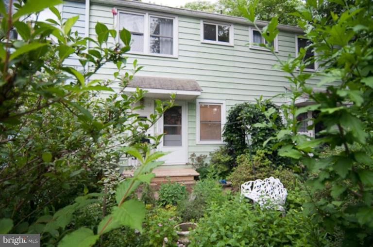 9 Research Road, Unit E Greenbelt, MD 20770 - Photo 1 of 27 Service Side View