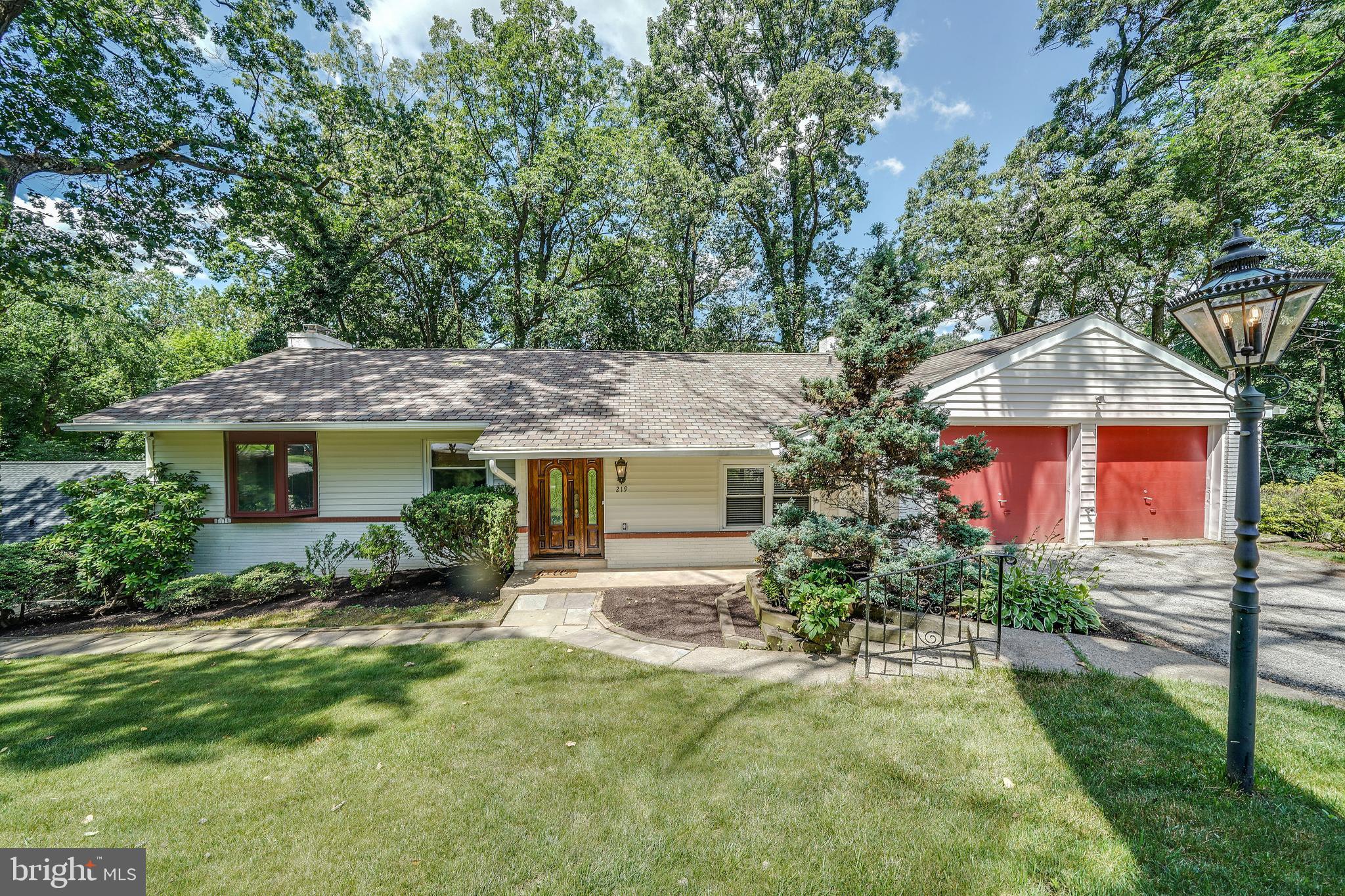 219 Orchard Road Paoli, PA 19301 - Photo 2 of 22 Gallery Image 2
