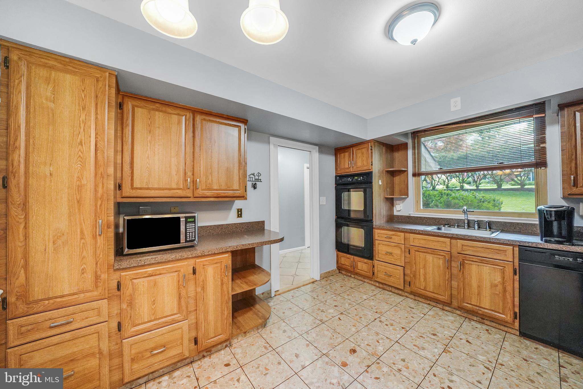 219 Orchard Road Paoli, PA 19301 - Photo 10 of 22 Gallery Image 10