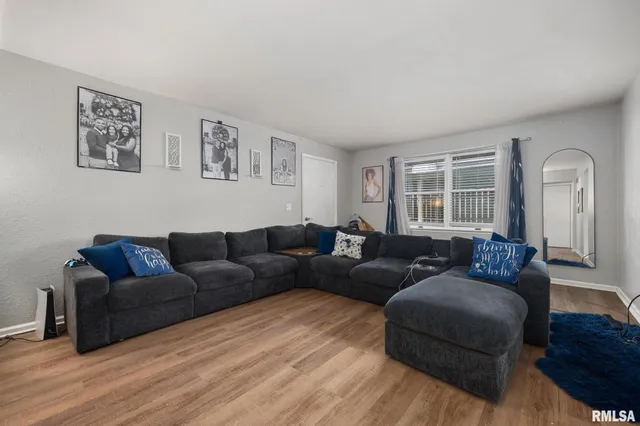 $159,000 | 1411-1413 East Tripp Avenue, Unit 2, Peoria, IL 61603