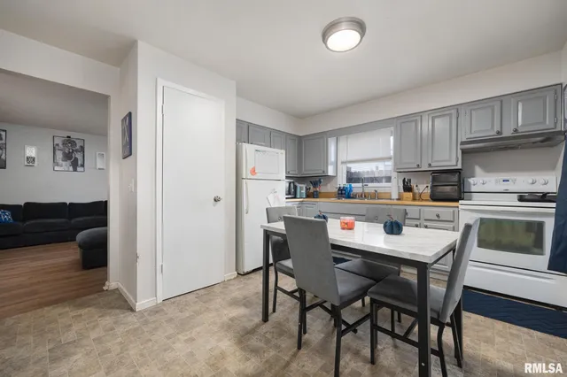 $159,000 | 1411-1413 East Tripp Avenue, Unit 2, Peoria, IL 61603