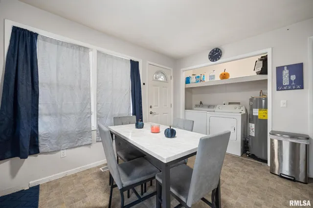 $159,000 | 1411-1413 East Tripp Avenue, Unit 2, Peoria, IL 61603