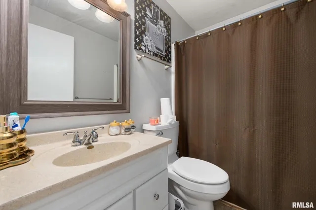 $159,000 | 1411-1413 East Tripp Avenue, Unit 2, Peoria, IL 61603