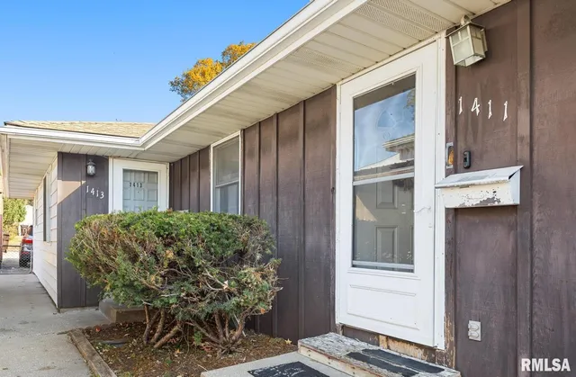 $159,000 | 1411-1413 East Tripp Avenue, Unit 2, Peoria, IL 61603