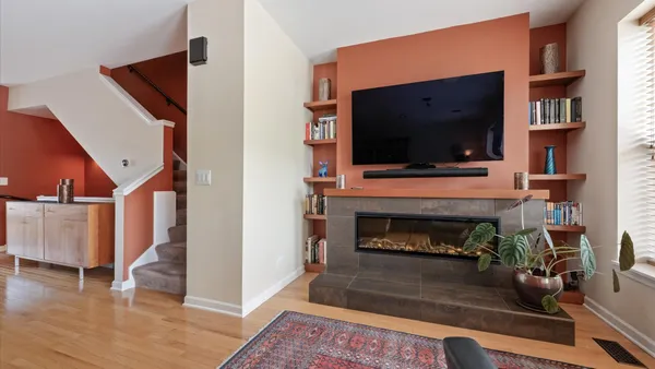$665,000 | 529 Chicago Avenue, Unit A, Evanston, IL 60202