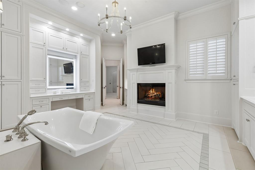 6900 Rockingham Court Colleyville, TX 76034 - Photo 16 of 34 Gallery Image 16