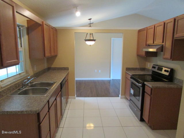 535 Town Road Southwest Palm Bay, FL 32908 - Photo 11 of 26 IMG_4822