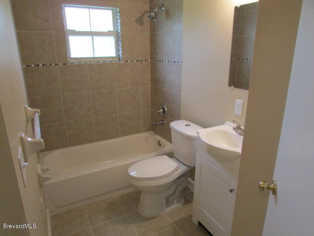 535 Town Road Southwest Palm Bay, FL 32908 - Photo 5 of 26 IMG_4833