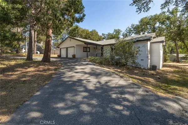 $465,000 | 48866 Rock Point Road, Oakhurst, CA 93644