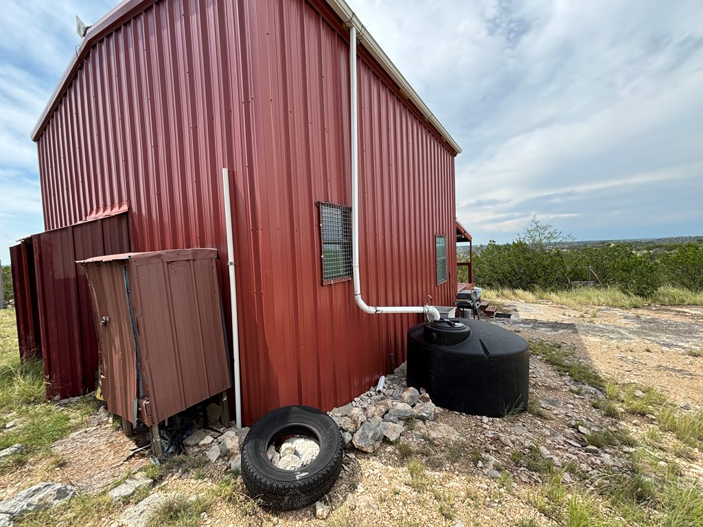 667 Other Rocksprings, TX 78880 - Photo 20 of 30