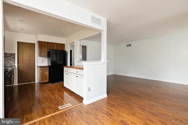 $320,000 | 61 Oak Forest Drive, Sicklerville, NJ 08081