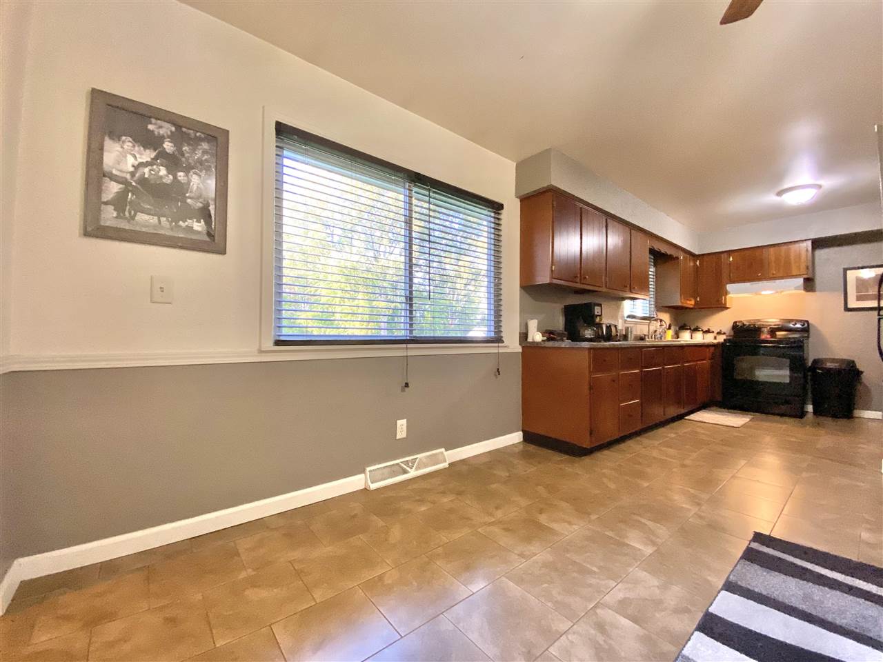 10625 Garrison Road Durand, MI 48429 - Photo 12 of 39 50055458-11.JPG